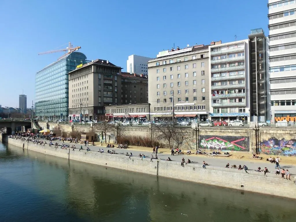 Apartment Am Donaukanal 비엔나